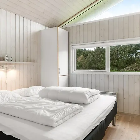 Holiday home Juris Lokken