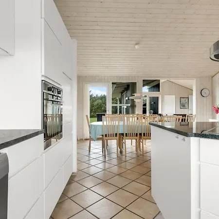 Ferienhaus Juris - 950m From The Sea By Interhome